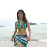 Shraddha Das - Shraddha Das in bikini hot pictures | Picture 63711